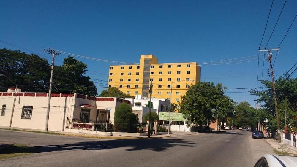 Misol-Ha Hotel Mérida Exteriör bild